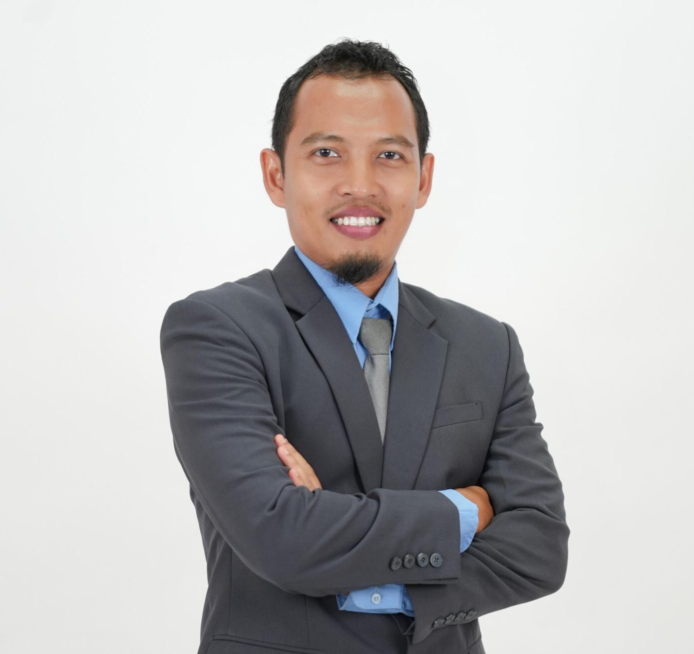 Nur Ardianto, S.Pd. Gr.