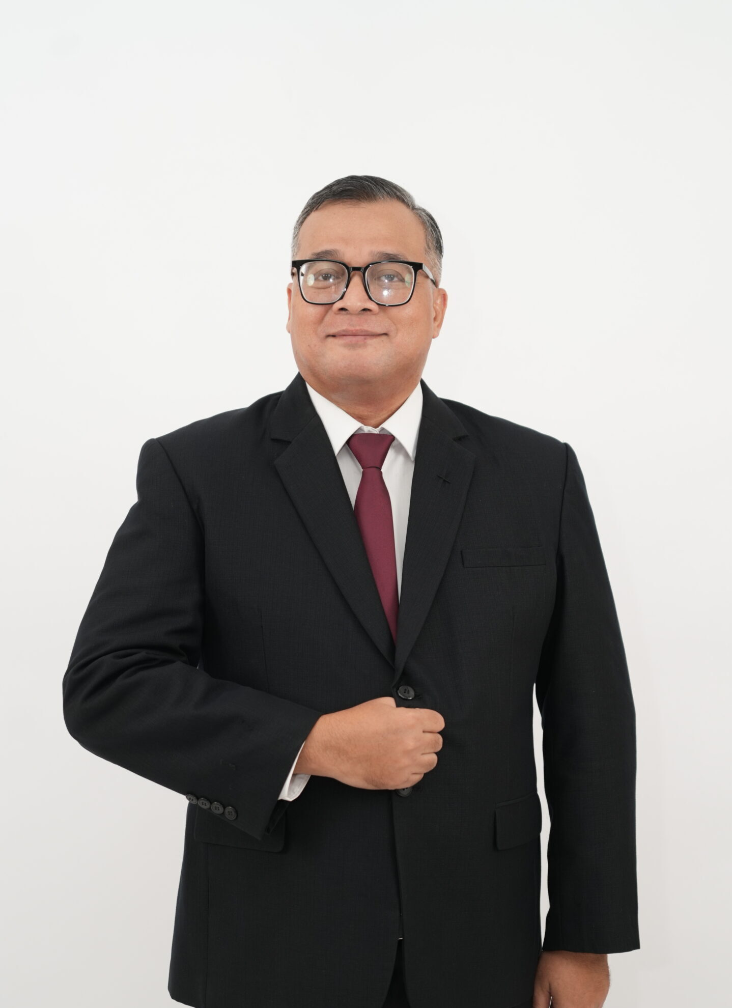 Mokhamad Taufiq, M.Pd.