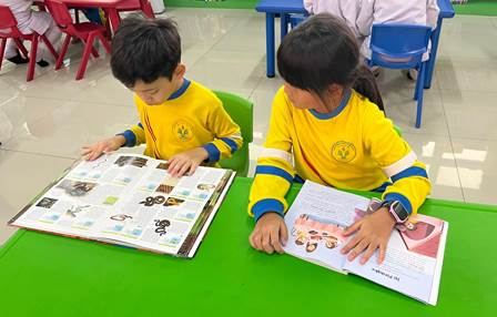 Siswa SD, Membaca Buku di Perpustakaan, Perpustakaan di SD Labschool Cibubur, Sekolah Literasi