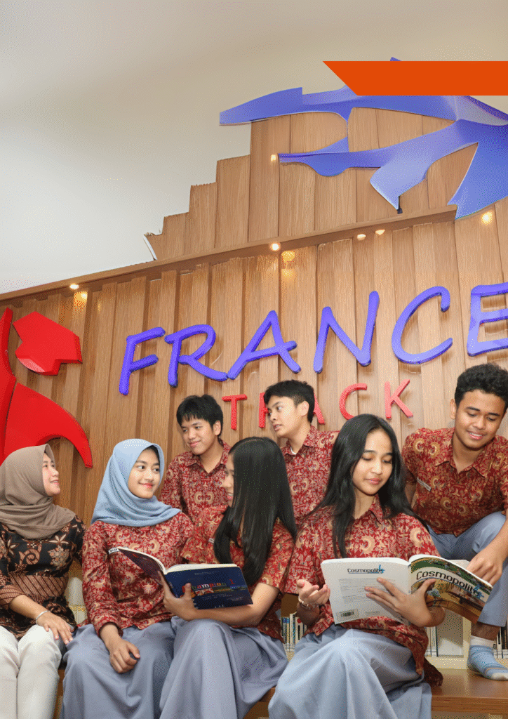 Siswa SMA Labschool Cibubur, literasi dan pembelajaran bahasa Prancis, di Perpustakaan France Track, inspiratif, sekolah juara