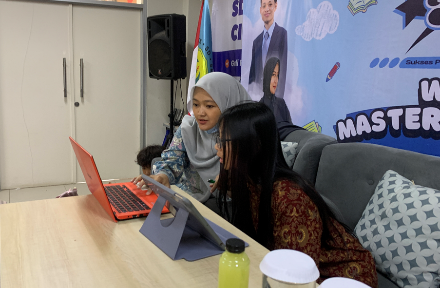 Siswa dan Guru SD Labschool Cibubur, Bimbingan Katulistiwa, Aula Lantai 1 SD Labschool Cibubur, Sekolah Literasi