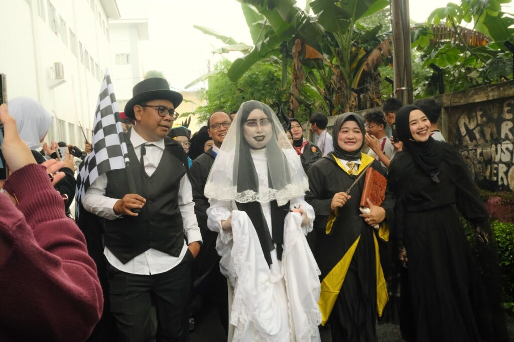 Wali kelas dalam acara Last Run 2026, SMA Labschool Cibubur, Sekolah Juara