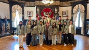 Siswa SMA Labschool Cibubur, kegiatan CMUNCE, di Amerika, pengembangan diri, sekolah juara
