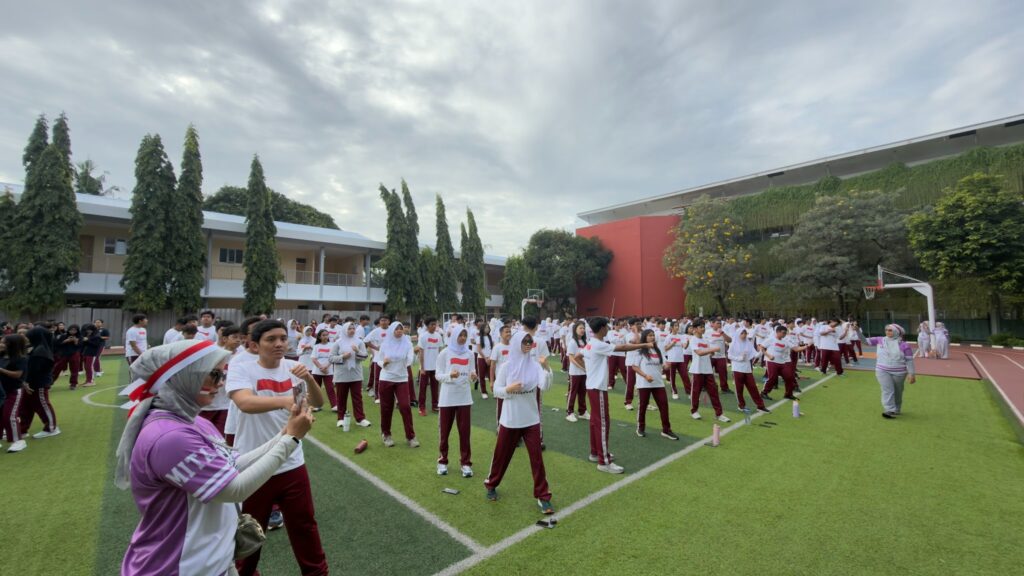 Siswa, SMA Labschool Cibubur, Sekolah Berkarakter