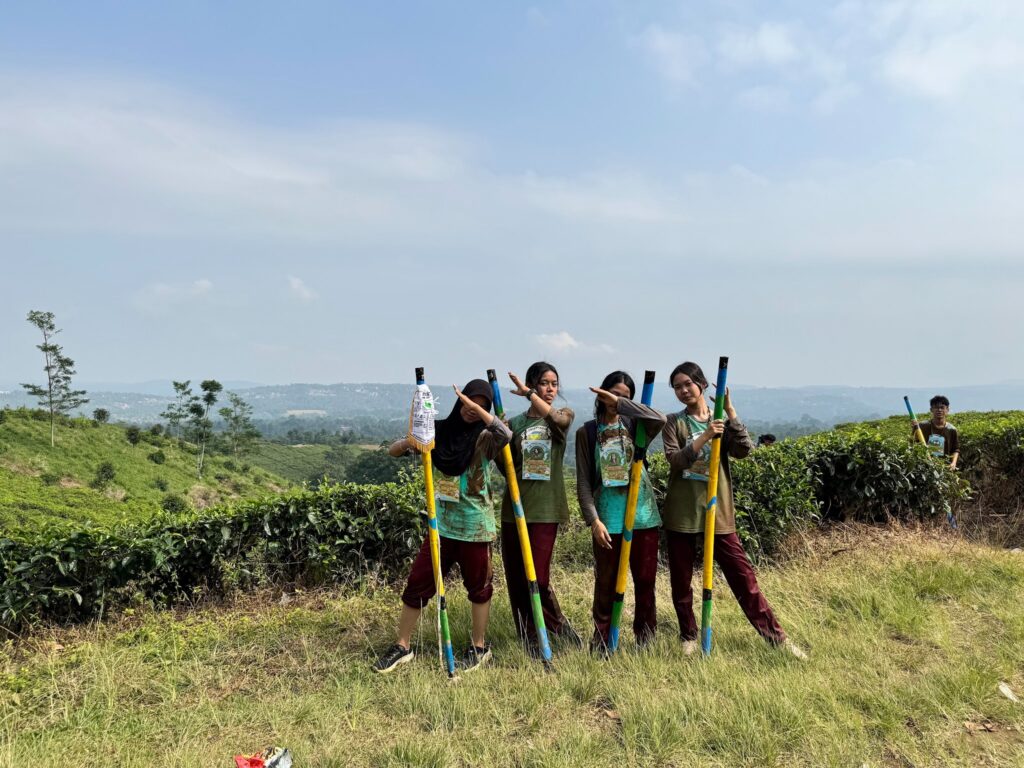 Siswa, SMA Labschool Cibubur, Sekolah Berkarakter, Trip Observasi