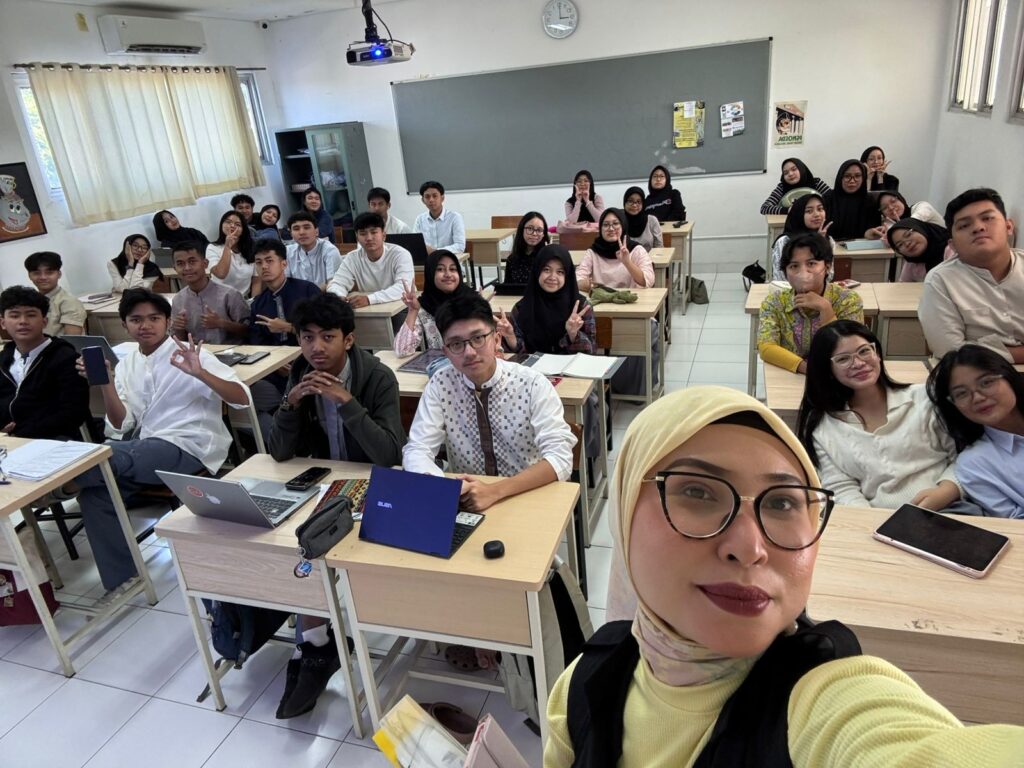 Siswa dan Guru, SMA Labschool Cibubur, Intensive Class, Sekolah Juara