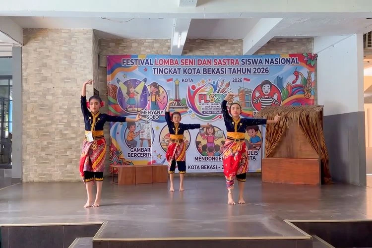 Tim Tari Fase C SD Labschool Cibubur Juara 1 FLS3N Tingkat Kota