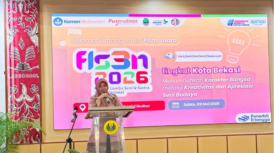 Dr. Rina Parlina, S.I.., M.M. sebagai Kepala Cabang Dinas Pendidikan Wilayah III Provinsi Jawa Barat