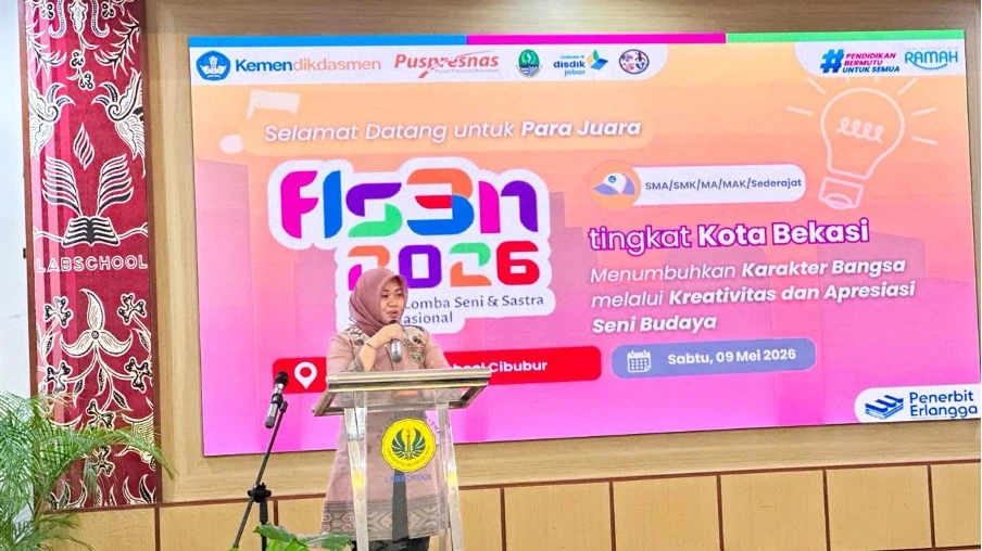 Dr. Rina Parlina, S.I.., M.M. sebagai Kepala Cabang Dinas Pendidikan Wilayah III Provinsi Jawa Barat