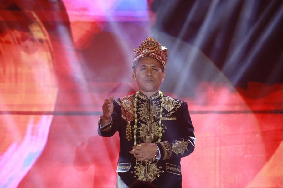 Dr. Ali Chudori, Wisuda Wistara Bahavatara, SMA Labschool Cibubur, Sekolah Juara